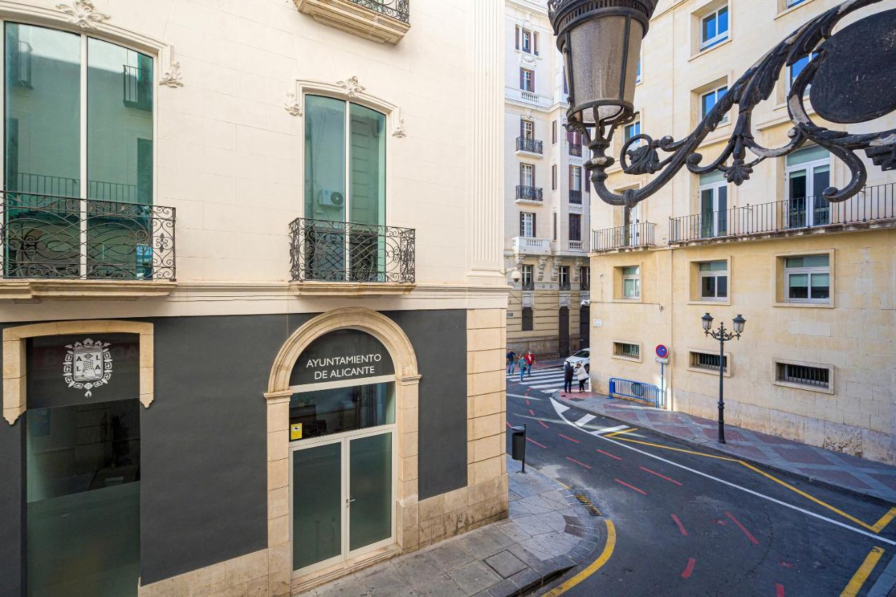 Pension Ayuntamiento Alicante Exterior foto